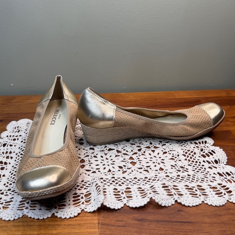 Sesto Meucci Gold Tan Low Espadrilles 8.5 Summer